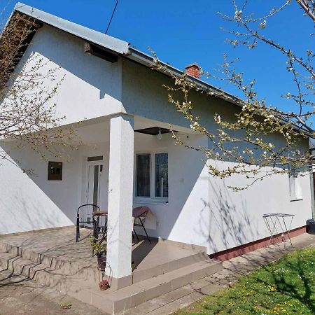 Apartman Dijelovi 比耶利纳 外观 照片